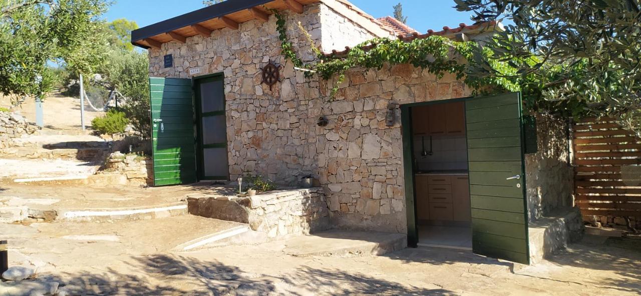 Robinson House Kata Villa Milna  Dış mekan fotoğraf