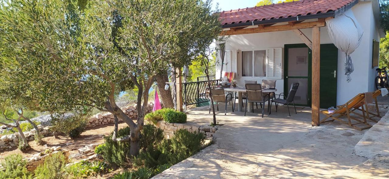 Robinson House Kata Villa Milna  Dış mekan fotoğraf