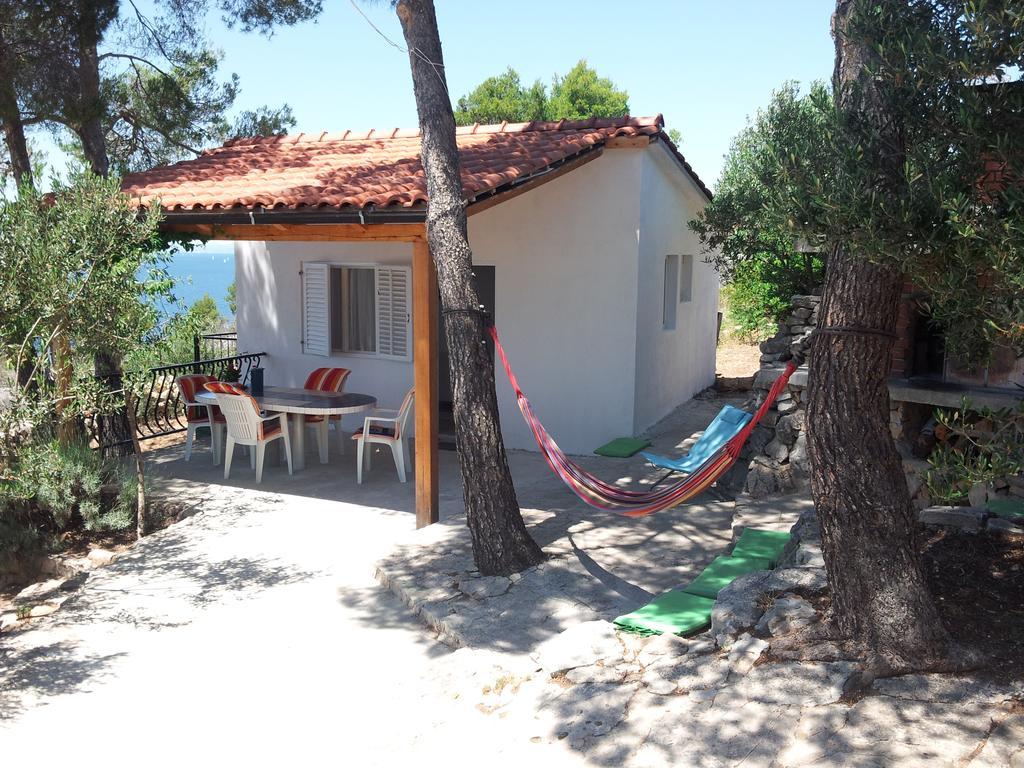 Robinson House Kata Villa Milna  Dış mekan fotoğraf