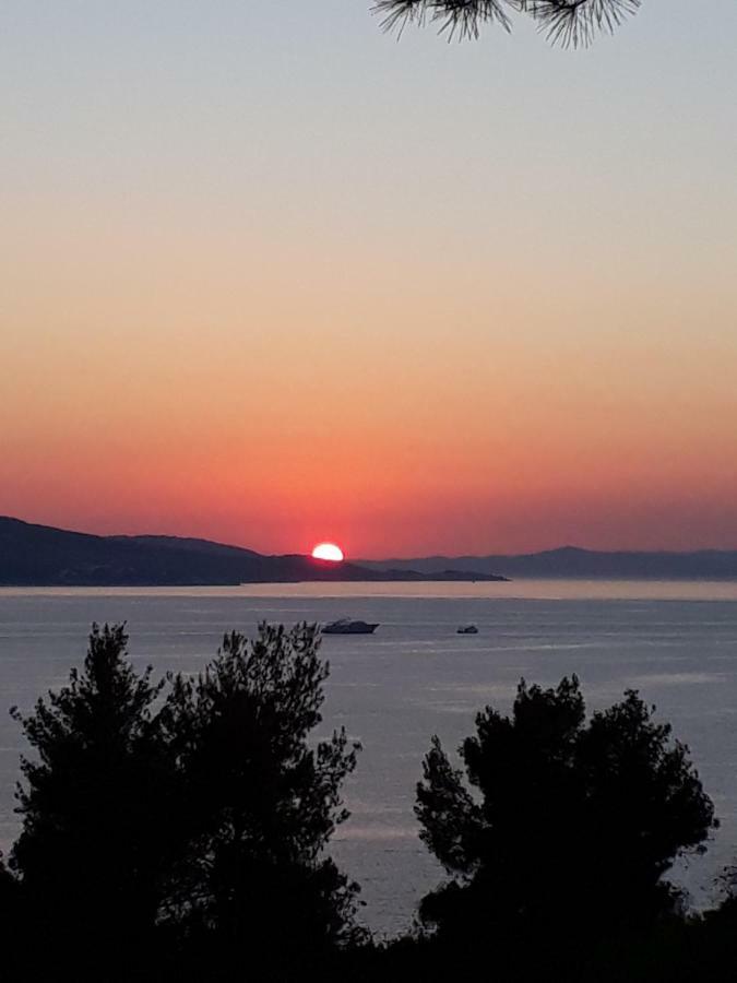 Robinson House Kata Villa Milna  Dış mekan fotoğraf