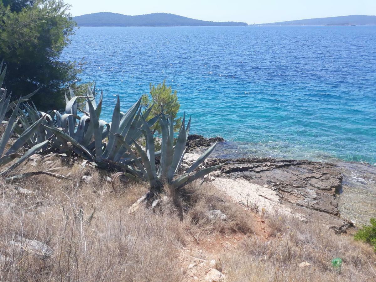 Robinson House Kata Villa Milna  Dış mekan fotoğraf