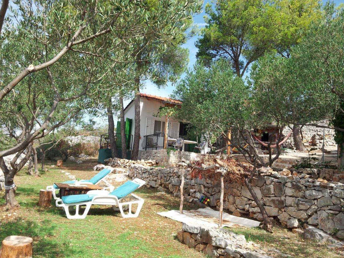 Robinson House Kata Villa Milna  Dış mekan fotoğraf
